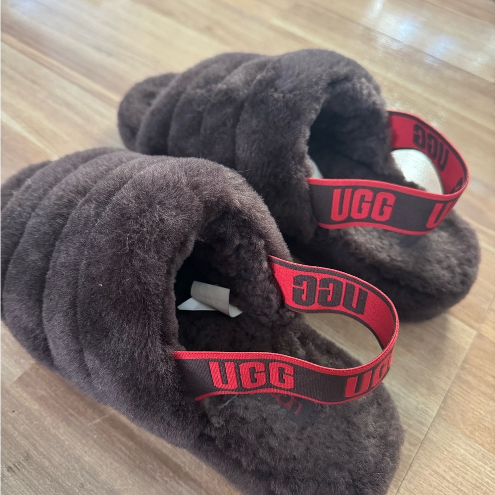 UGG ‘Fluff Yeah’ Brown Slippers